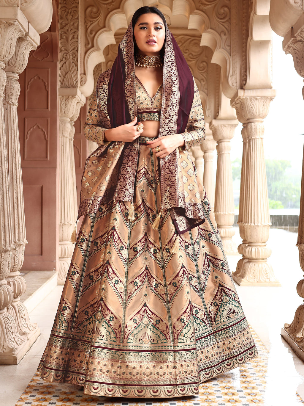 Double-Shaded Golden Lehenga Choli With Zari Woven Motifs