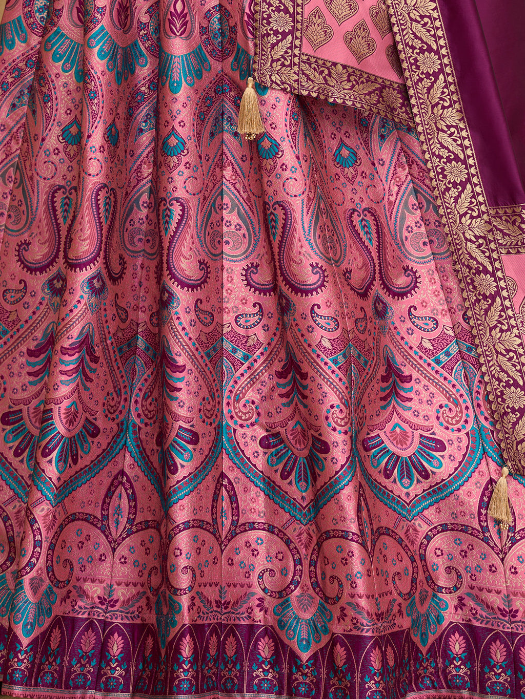 Women's Pink Kanjiwaram Lehengas