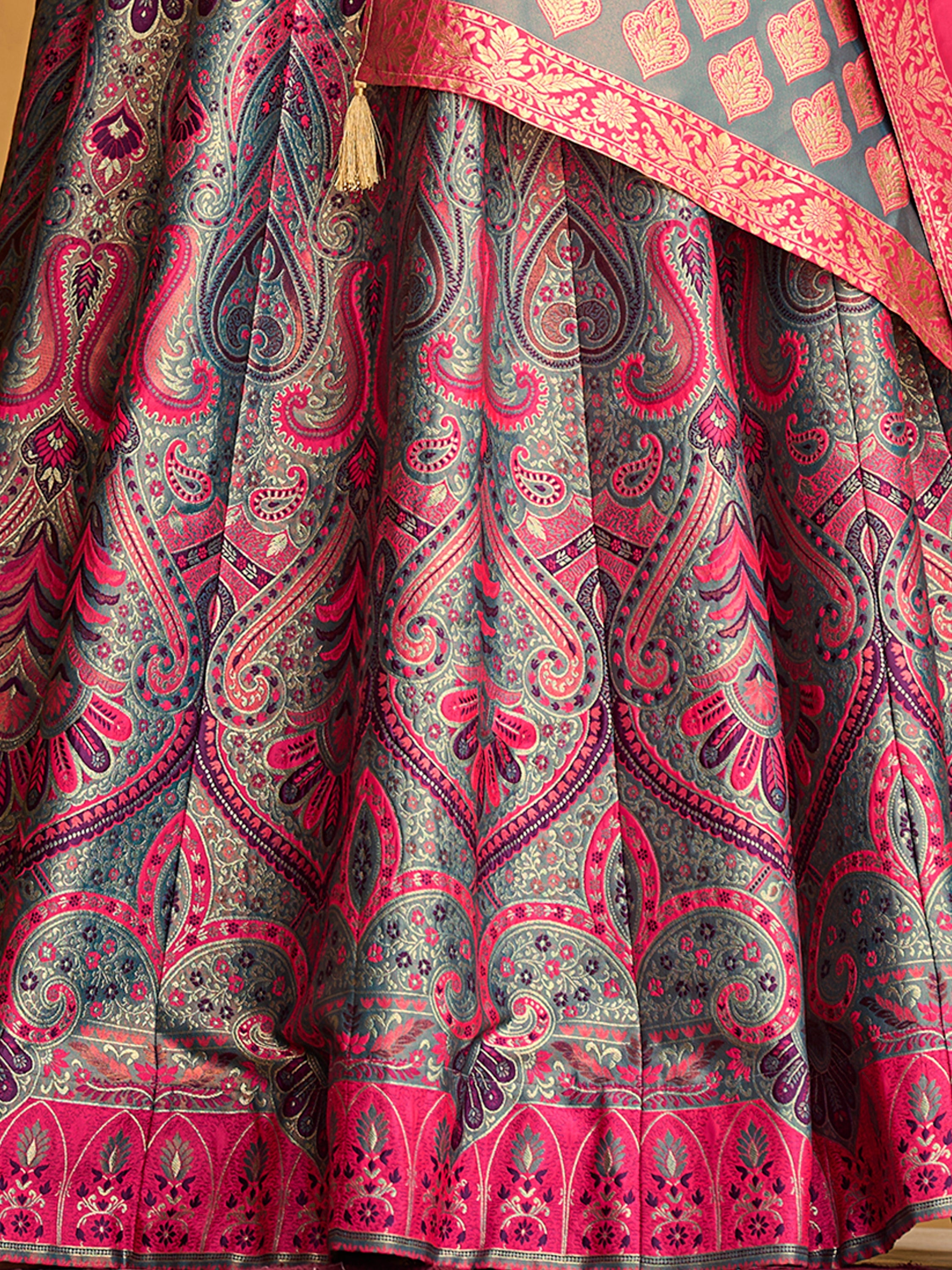 Women's Sea-Green Kanjiwaram Lehengas