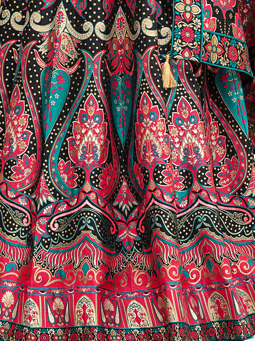 Women's Black Jacquard Crape Lehengas