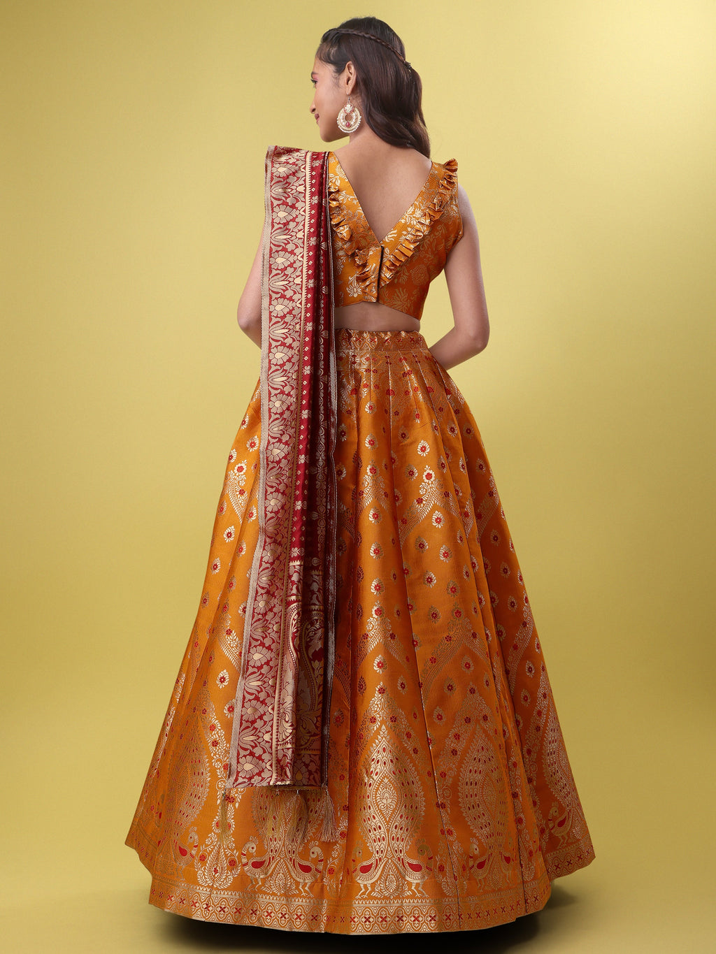 Women Yellow Printed Lehenga Choli