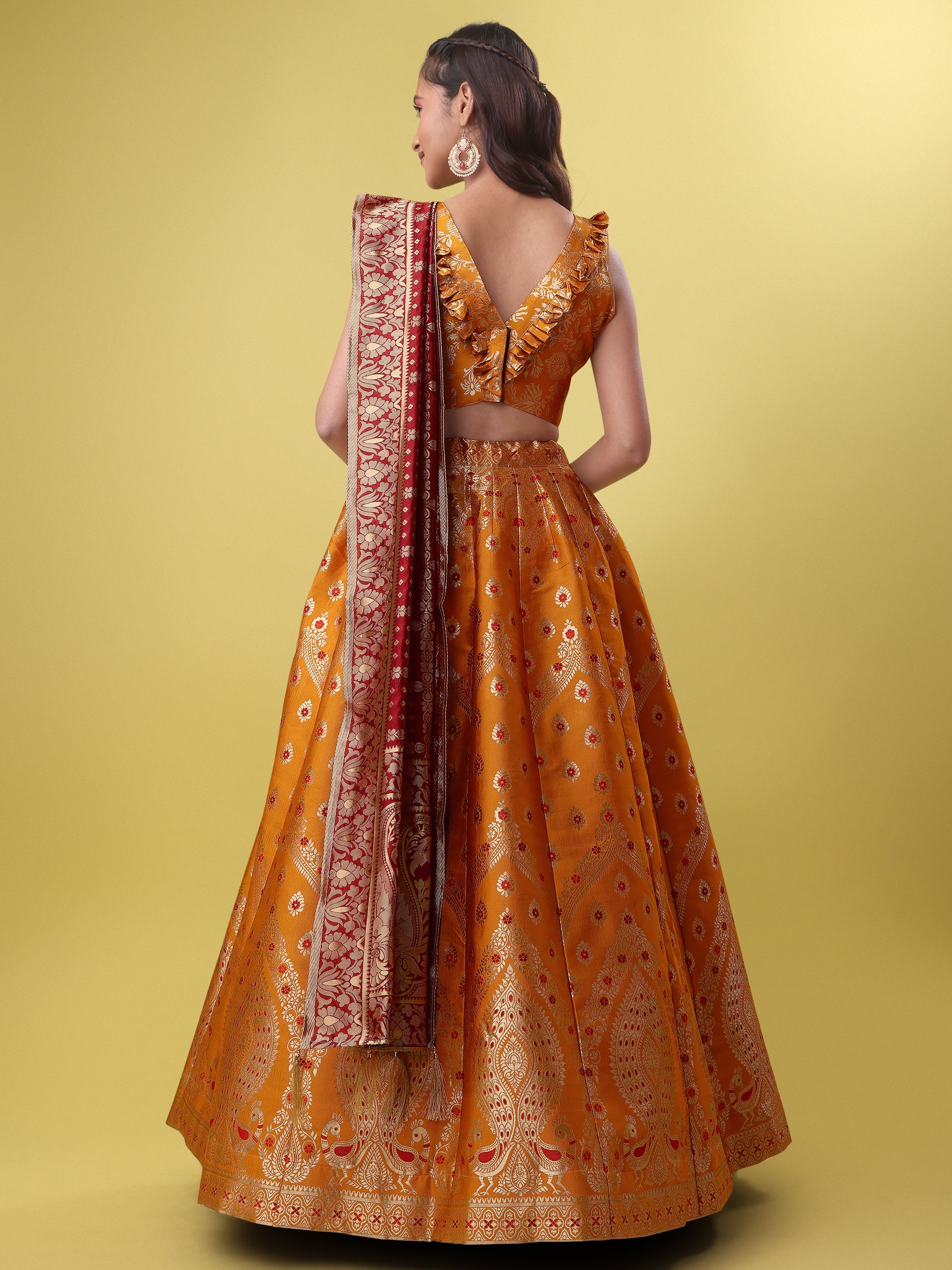 Women Yellow Printed Lehenga Choli