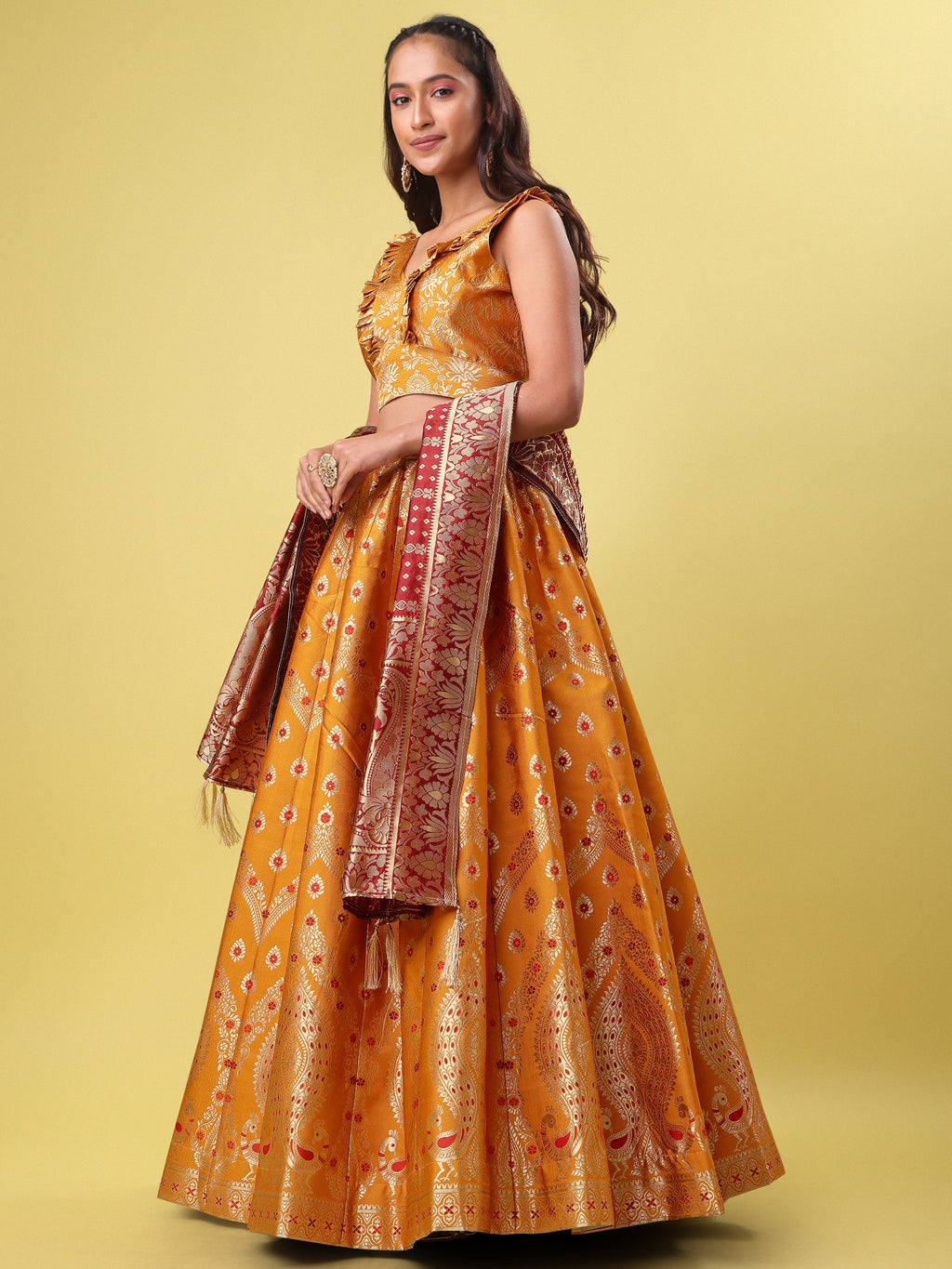 Women Yellow Printed Lehenga Choli