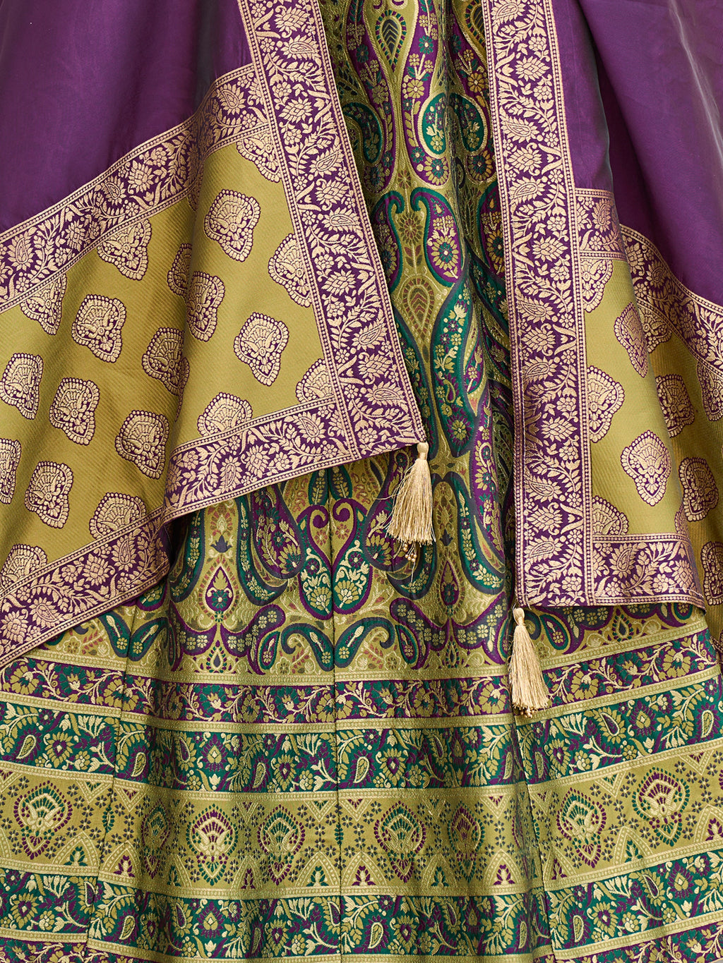 Women's Mehndi Kanjiwaram Lehengas