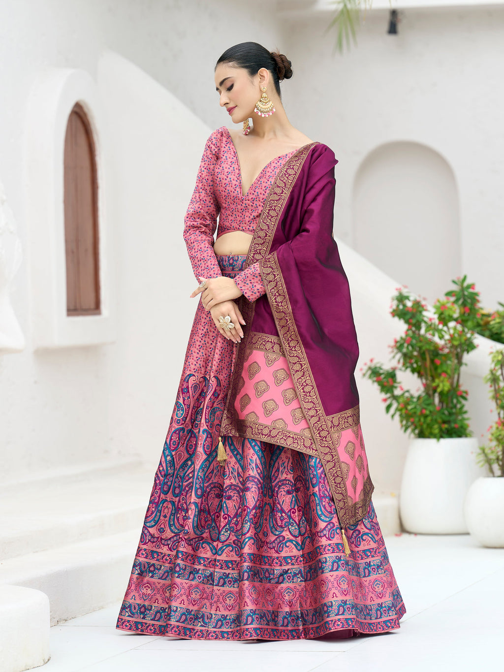 Women's Pink Kanjiwaram Lehengas