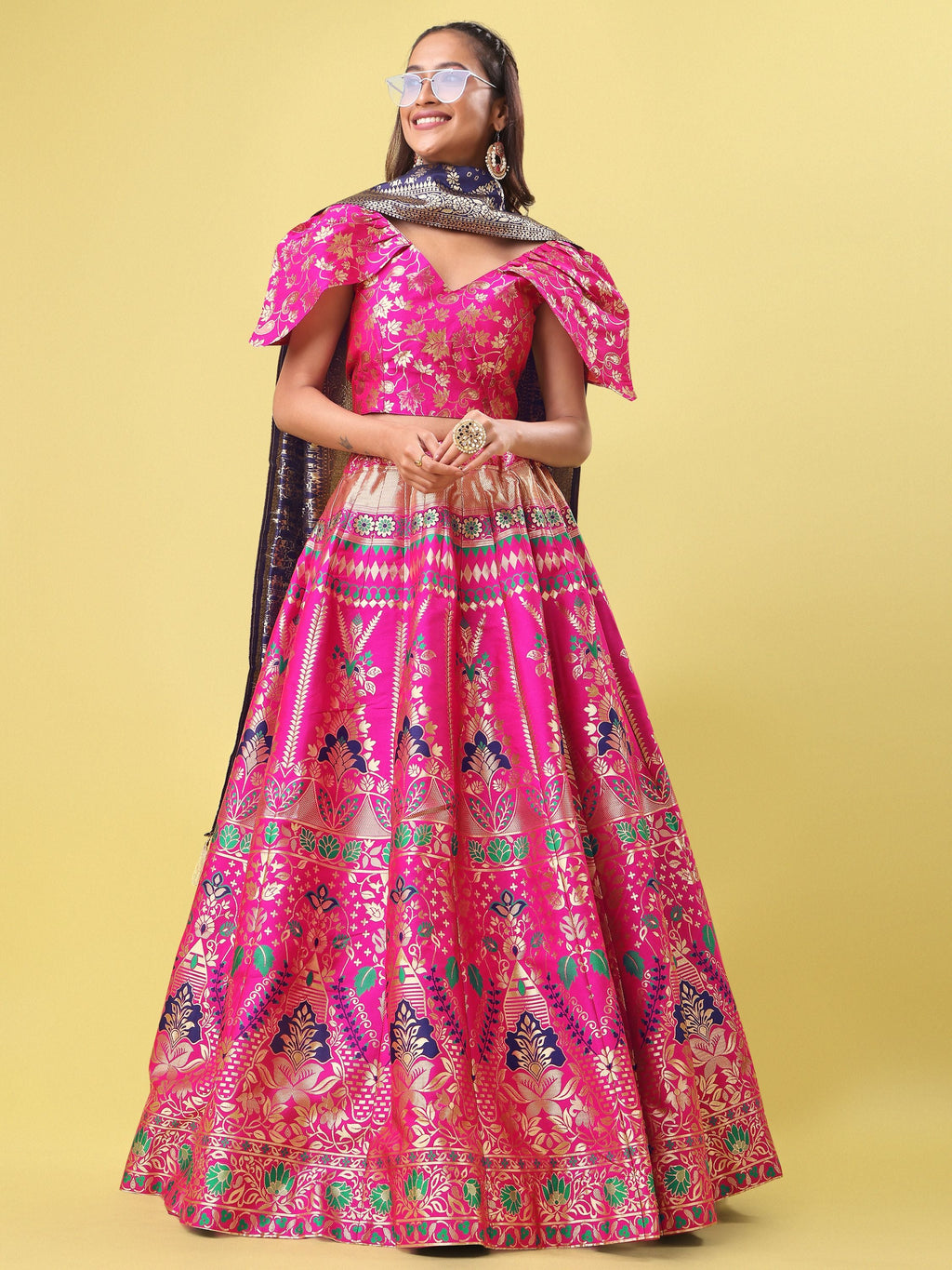 Women Pink Embellished  Lehenga