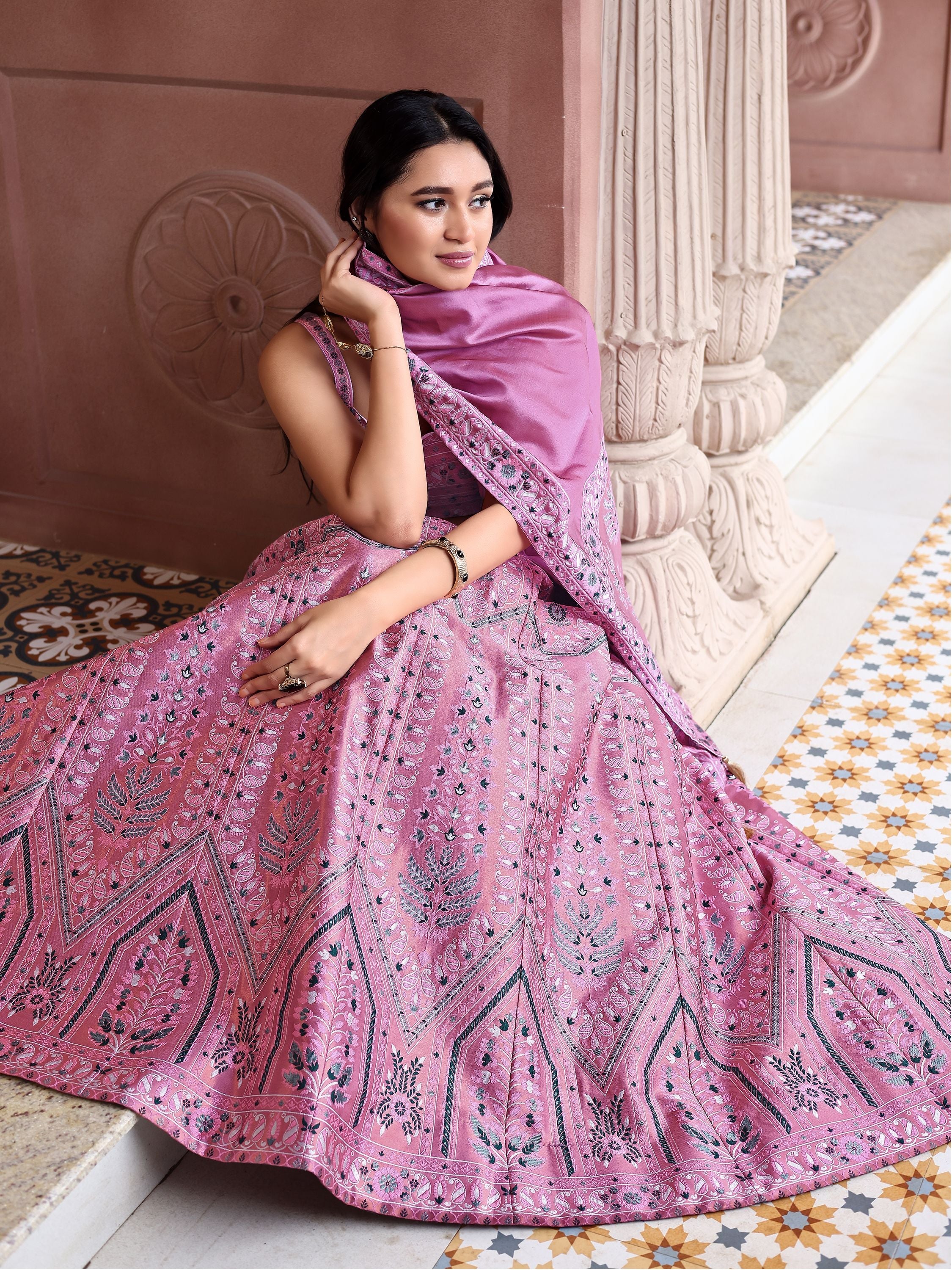 Kanjivaram Lehenga Choli Pink Woven Motifs