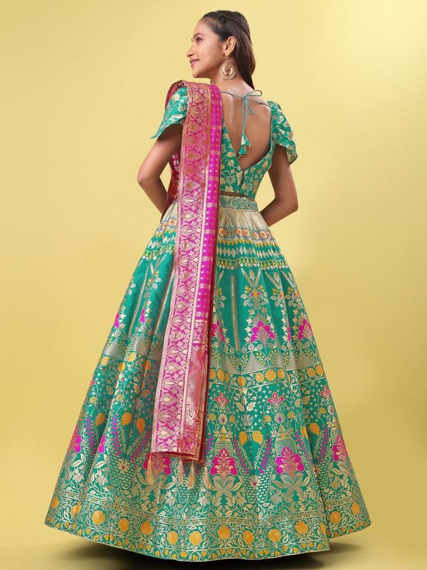 Women Green Embellished  Lehenga